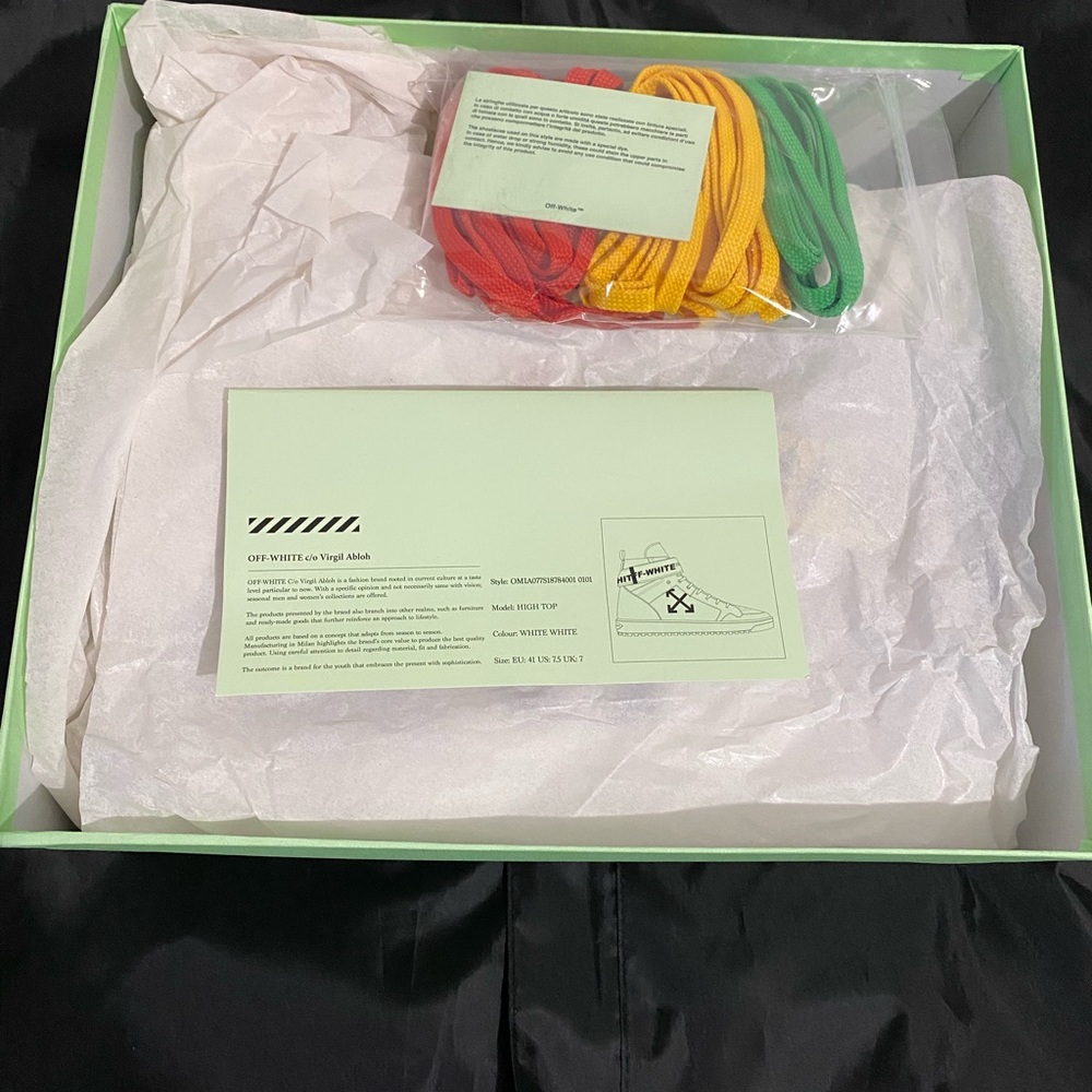 Off-White sneaker - Picture 8 of 9